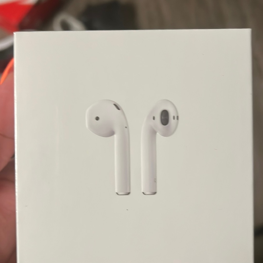 AirPods